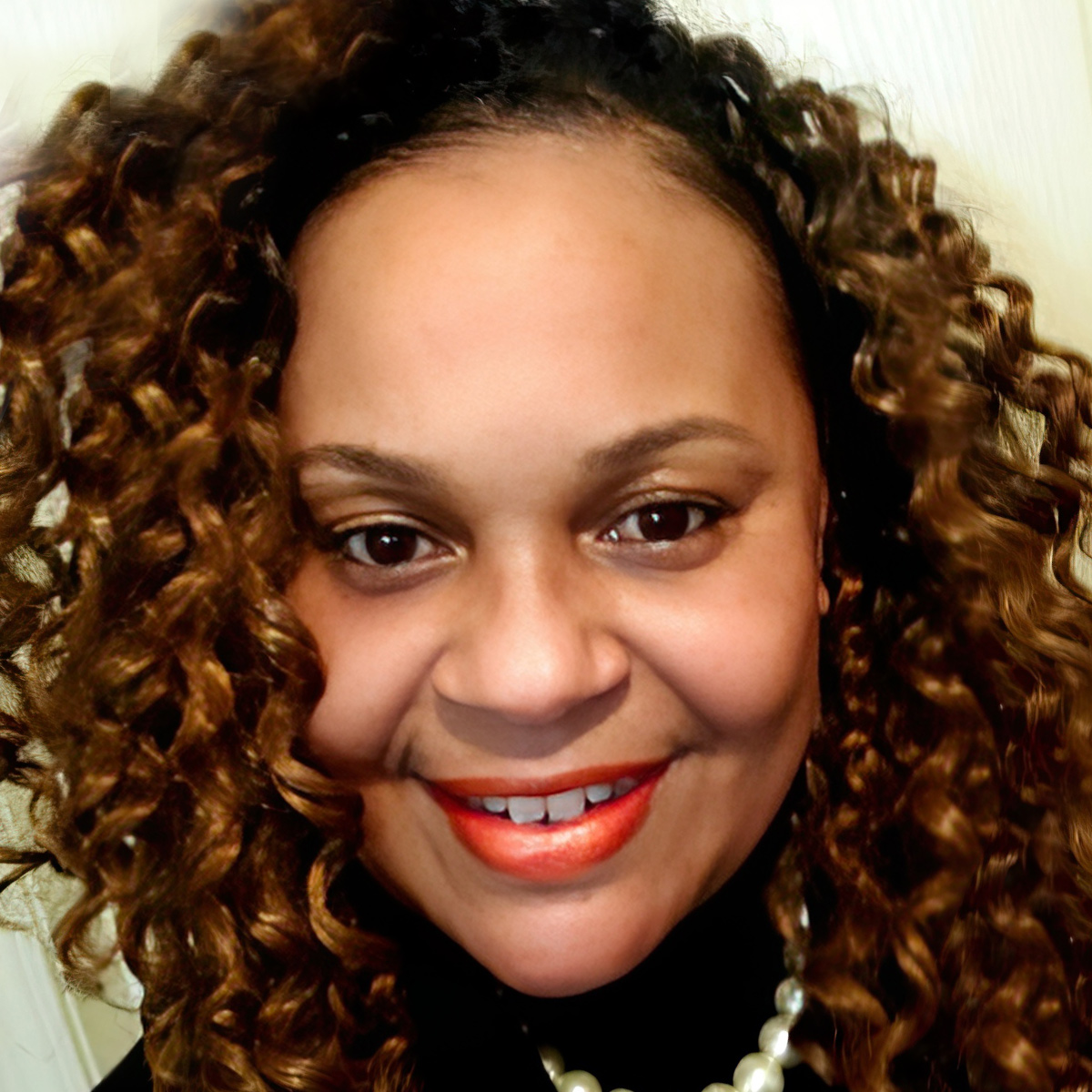 Leslie Gaines